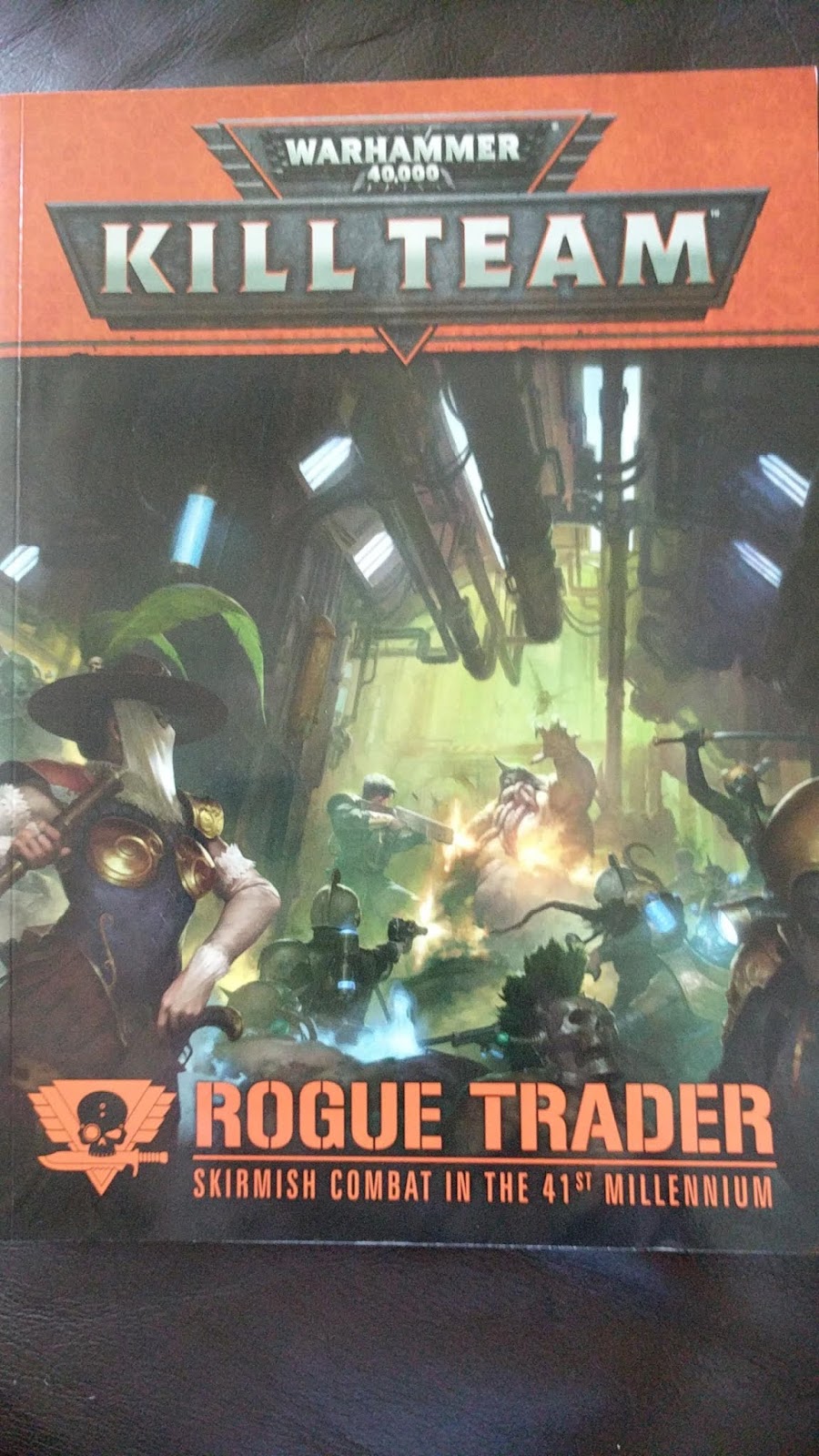 Rogue trader книга. Warhammer 40,000: rogue trader обложка.